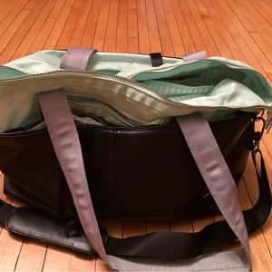 Lululemon gym bag